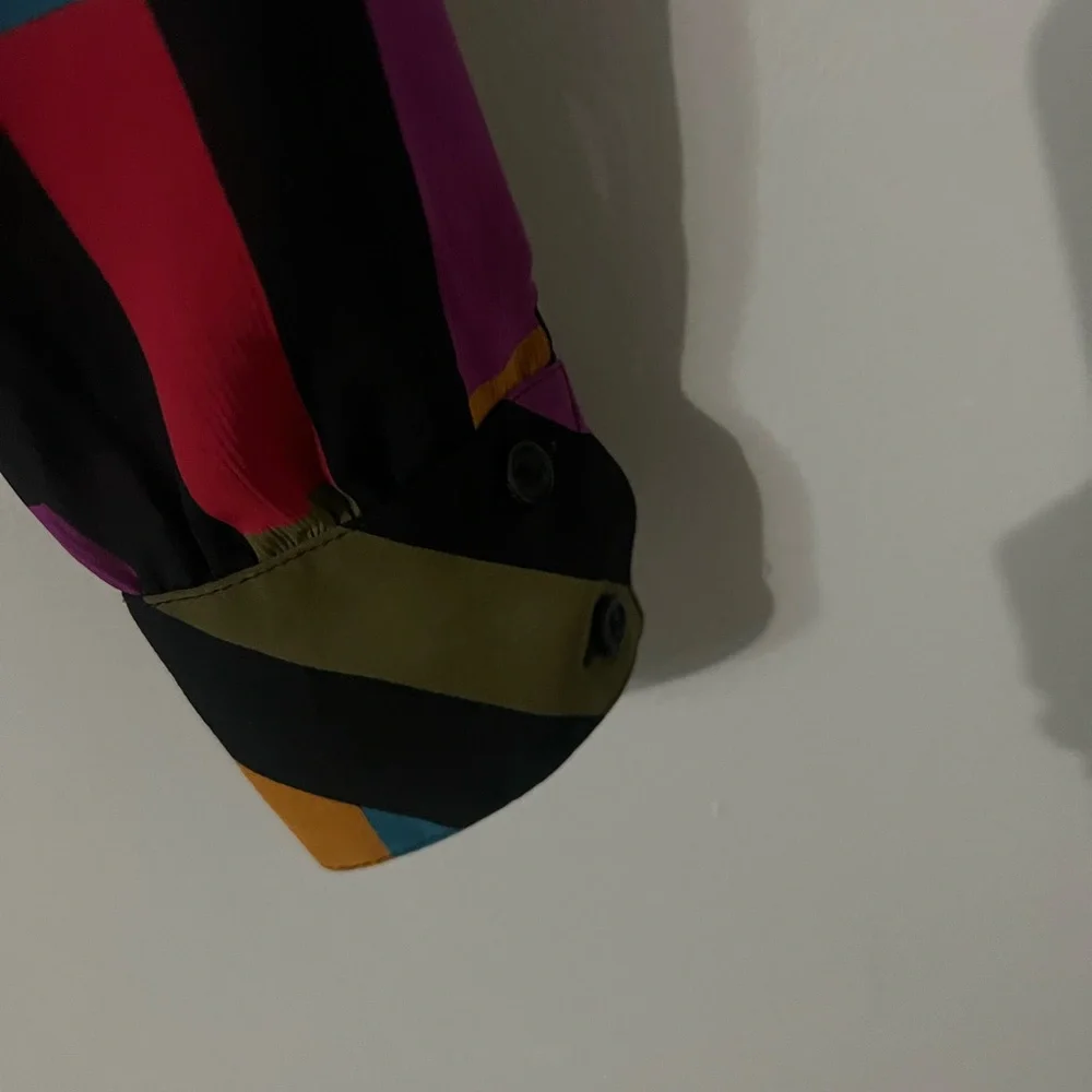 Vintage 80s Mary West French Multicolor Striped Women's Button Down Silky Blouse - Picture 4 of 7